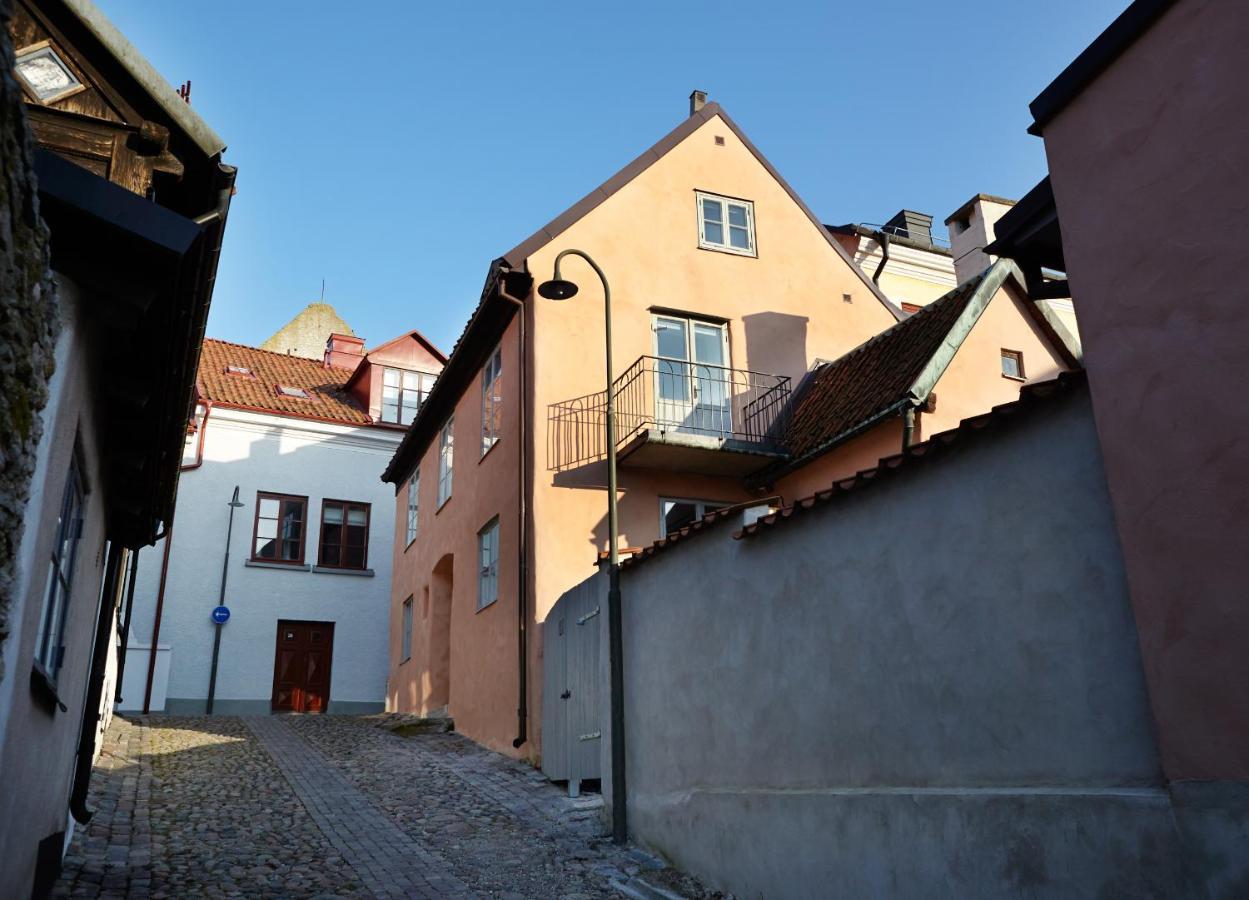 Хостел Visby Logi & Vandrarhem Экстерьер фото